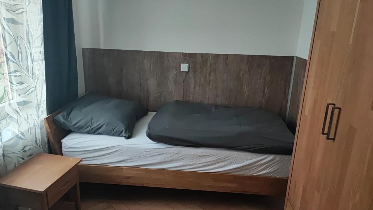 Pension Hopela Gotha Extérieur photo